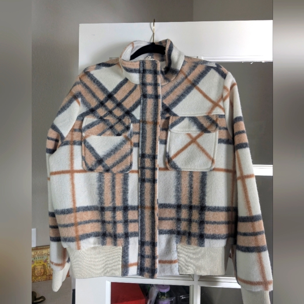 Plaid light jacket size xl